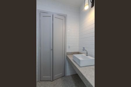 Apartamento à venda com 90m², 3 quartos e sem vagaBanheiro