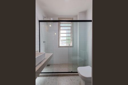 Apartamento à venda com 90m², 3 quartos e sem vagaBanheiro