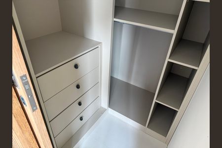 Apartamento para alugar com 67m², 2 quartos e 1 vaga Apartamento para alugar com 67m², 2 quartos e 1 vagaQuarto