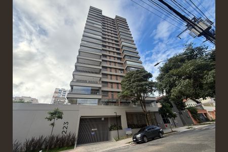 Apartamento para alugar com 67m², 2 quartos e 1 vaga Apartamento para alugar com 67m², 2 quartos e 1 vagaFachada