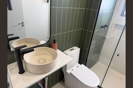 Apartamento para alugar com 67m², 2 quartos e 1 vaga Apartamento para alugar com 67m², 2 quartos e 1 vagaBanheiro