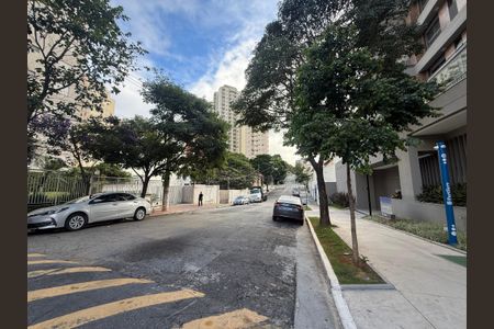 Apartamento para alugar com 67m², 2 quartos e 1 vaga Apartamento para alugar com 67m², 2 quartos e 1 vagaRua