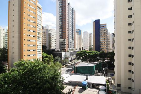 Vista de apartamento à venda com 1 quarto, 71m² em Moema, São Paulo
