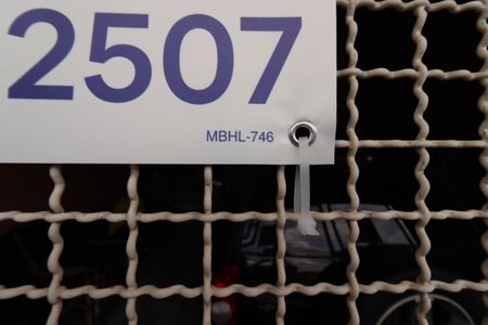 Casa à venda com 121m², 3 quartos e 2 vagasPlaquinha MBHL-746 - Código