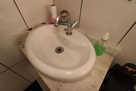 Casa à venda com 121m², 3 quartos e 2 vagasBanheiro da Suíte - Pia