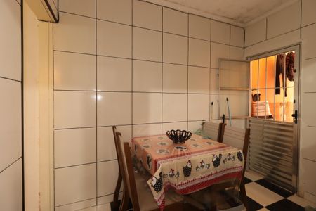Casa à venda com 121m², 3 quartos e 2 vagasCopa
