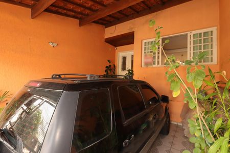 Casa à venda com 121m², 3 quartos e 2 vagasGaragem