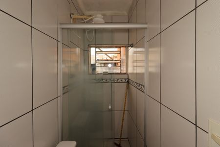 Casa à venda com 121m², 3 quartos e 2 vagasBanheiro da Suíte