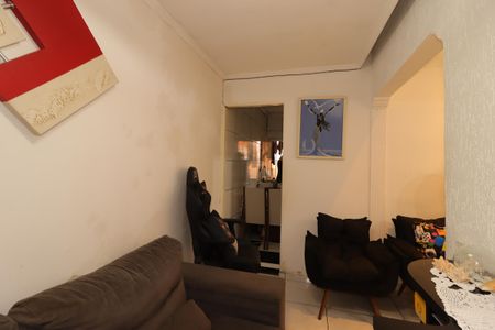 Casa à venda com 121m², 3 quartos e 2 vagasSala de TV