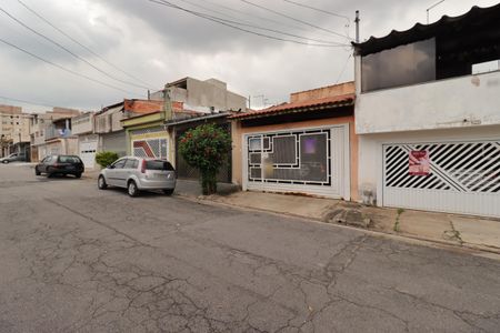 Casa à venda com 121m², 3 quartos e 2 vagasFachada