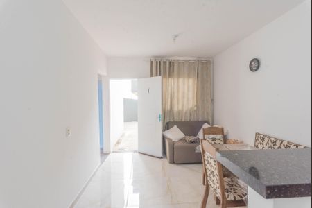 Sala de casa de condomínio para alugar com 2 quartos, 50m² em Cidade Satélite Íris, Campinas