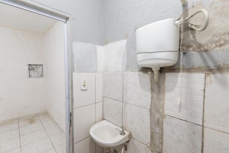 Casa para alugar com 60m², 1 quarto e sem vagaBanheiro