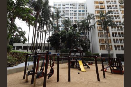 Apartamento à venda com 100m², 3 quartos e 1 vagaÁrea comum - Playground