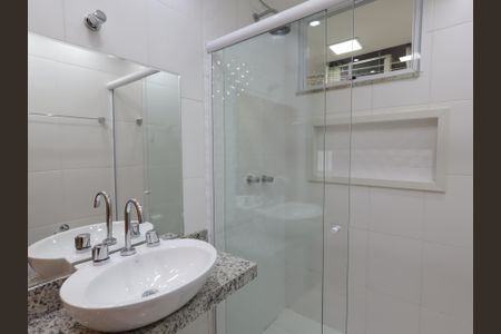 Apartamento à venda com 100m², 3 quartos e 1 vagaBanheiro da Suíte