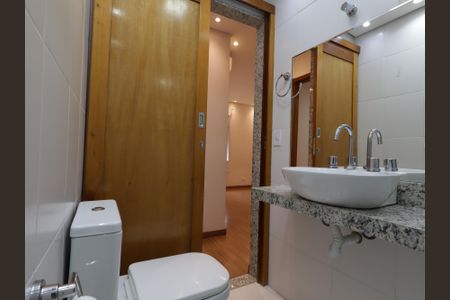 Apartamento à venda com 100m², 3 quartos e 1 vagaBanheiro da Suíte