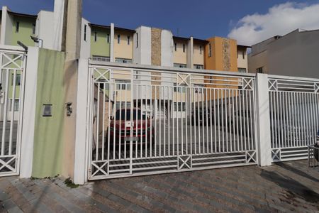 Apartamento para alugar com 57m², 2 quartos e 1 vagaFachada