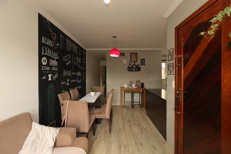 Sala de apartamento para alugar com 2 quartos, 57m² em Vila Camilópolis, Santo André