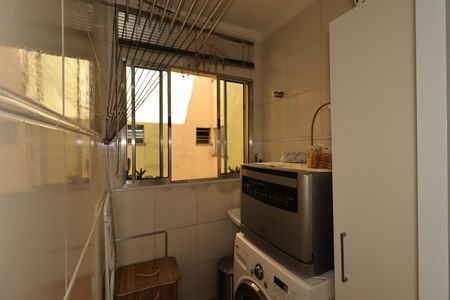 Apartamento para alugar com 57m², 2 quartos e 1 vagaÁrea de Serviço