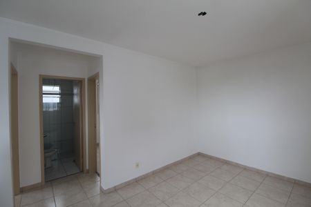 Sala de apartamento para alugar com 2 quartos, 45m² em Planalto, Belo Horizonte