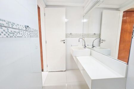 Apartamento para alugar com 135m², 3 quartos e 1 vagabanheiro da suíte 1