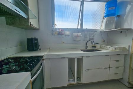 Apartamento para alugar com 135m², 3 quartos e 1 vagacozinha