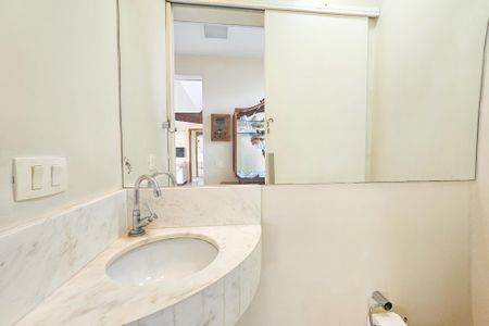 Apartamento para alugar com 135m², 3 quartos e 1 vagabanheiro 