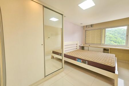 Apartamento para alugar com 135m², 3 quartos e 1 vagaSuíte 1