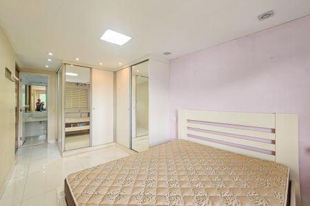 Apartamento para alugar com 135m², 3 quartos e 1 vagaSuíte 1