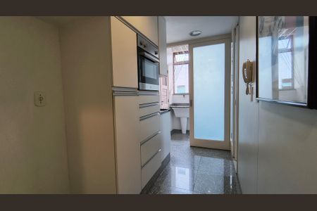 Apartamento para alugar com 109m², 3 quartos e 2 vagasCozinha e Área de Serviço 