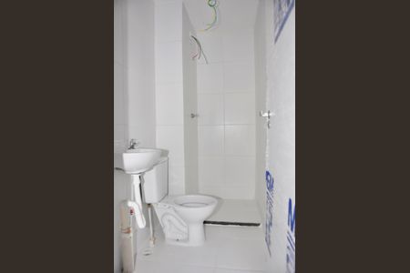 Apartamento à venda com 31m², 2 quartos e sem vagaDetalhe - Banheiro Social