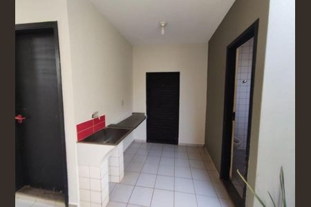 Casa para alugar com 4 quartos, 300m² em Jardim Karaíba, Uberlândia