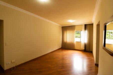 Apartamento para alugar com 2 quartos, 72m² em Vila Amélia, São Paulo