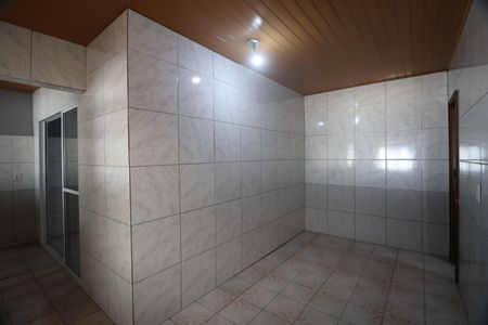 Casa para alugar com 80m², 2 quartos e 3 vagasSuite