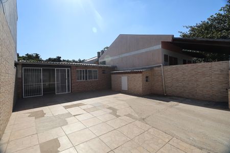 Casa para alugar com 80m², 2 quartos e 3 vagasÁrea externa