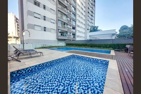Apartamento à venda com 93m², 2 quartos e 2 vagas Apartamento à venda com 93m², 2 quartos e 2 vagasÁrea comum - Piscina