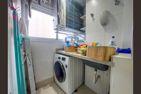 Apartamento à venda com 93m², 2 quartos e 2 vagas Apartamento à venda com 93m², 2 quartos e 2 vagasÁrea de Serviço