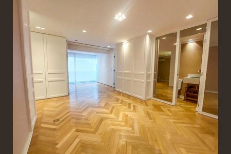 Apartamento à venda com 93m², 2 quartos e 2 vagas Apartamento à venda com 93m², 2 quartos e 2 vagasSala