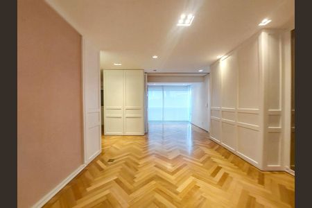 Apartamento à venda com 93m², 2 quartos e 2 vagas Apartamento à venda com 93m², 2 quartos e 2 vagasSala