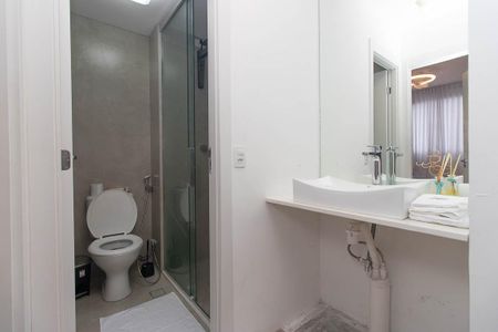 Apartamento para alugar com 37m², 2 quartos e sem vagaBanheiro