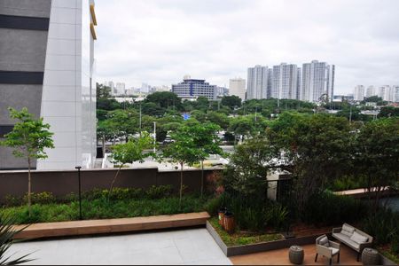 Apartamento para alugar com 87m², 3 quartos e 2 vagasDetalhe - Vista do Quarto 01 com Suíte
