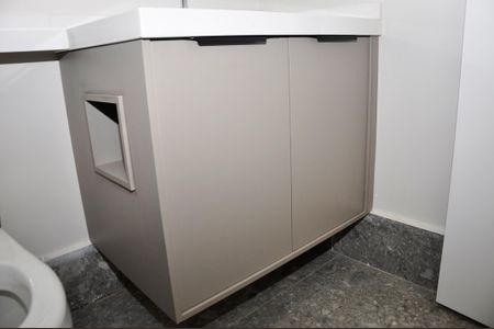 Apartamento para alugar com 87m², 3 quartos e 2 vagasDetalhe - Banheiro Social