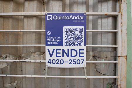 Casa à venda com 179m², 2 quartos e sem vagaPlaca instalada em 08/03/2026 com o codigo Lsvn-47