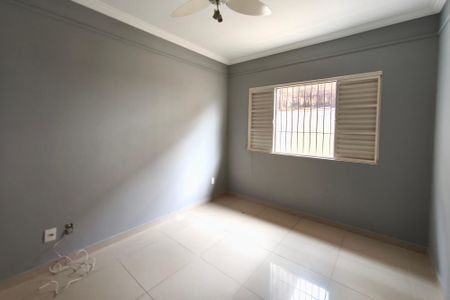 Quarto 1 de casa para alugar com 3 quartos, 110m² em Jardim Santa Amalia, Campinas