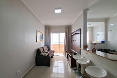 Sala de apartamento para alugar com 1 quarto, 38m² em Vila Tupi, Praia Grande