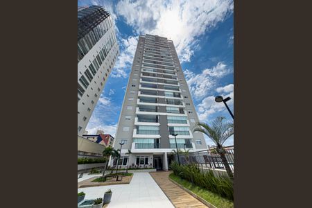 Apartamento à venda com 90m², 2 quartos e 2 vagas Apartamento à venda com 90m², 2 quartos e 2 vagasFachada