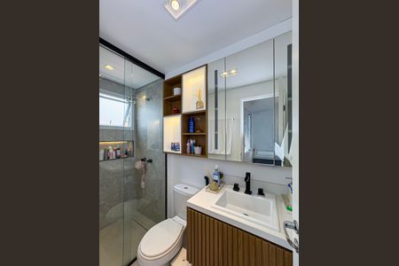 Apartamento à venda com 90m², 2 quartos e 2 vagas Apartamento à venda com 90m², 2 quartos e 2 vagasBanheiro