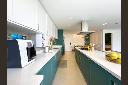 Apartamento à venda com 90m², 2 quartos e 2 vagas Apartamento à venda com 90m², 2 quartos e 2 vagasCozinha