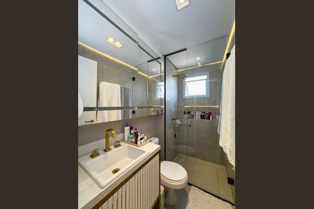 Apartamento à venda com 90m², 2 quartos e 2 vagas Apartamento à venda com 90m², 2 quartos e 2 vagasBanheiro