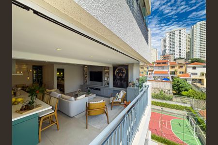 Apartamento à venda com 90m², 2 quartos e 2 vagas Apartamento à venda com 90m², 2 quartos e 2 vagasVaranda