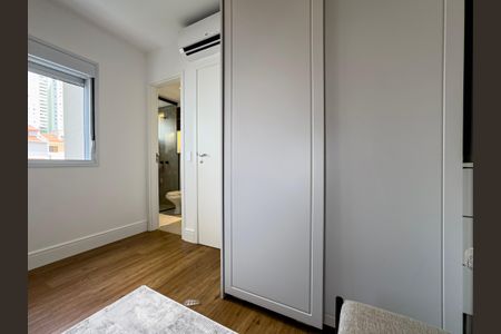 Apartamento à venda com 90m², 2 quartos e 2 vagas Apartamento à venda com 90m², 2 quartos e 2 vagasQuarto